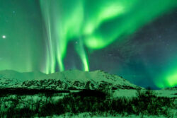 Rare 'Star beam' formation over Alaskan mountain range dsc 4098